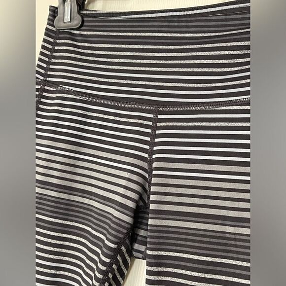 Athleta color block stripe CHATURANGA tights Leggings size small - Picture 4 of 7